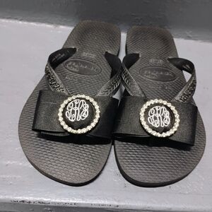 Havaianas Black Sandals with Bow Accent